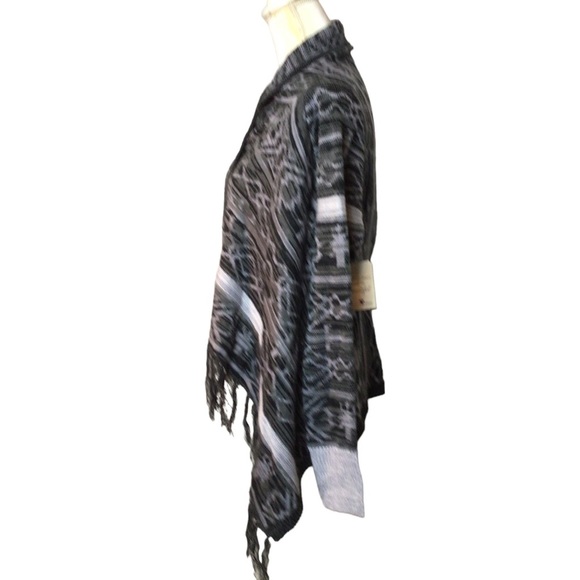 belle du jour Open Fringe Cardigan Women's Size Large NWT - Picture 8 of 9